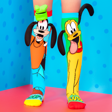 Pluto ve Goofy Çorap