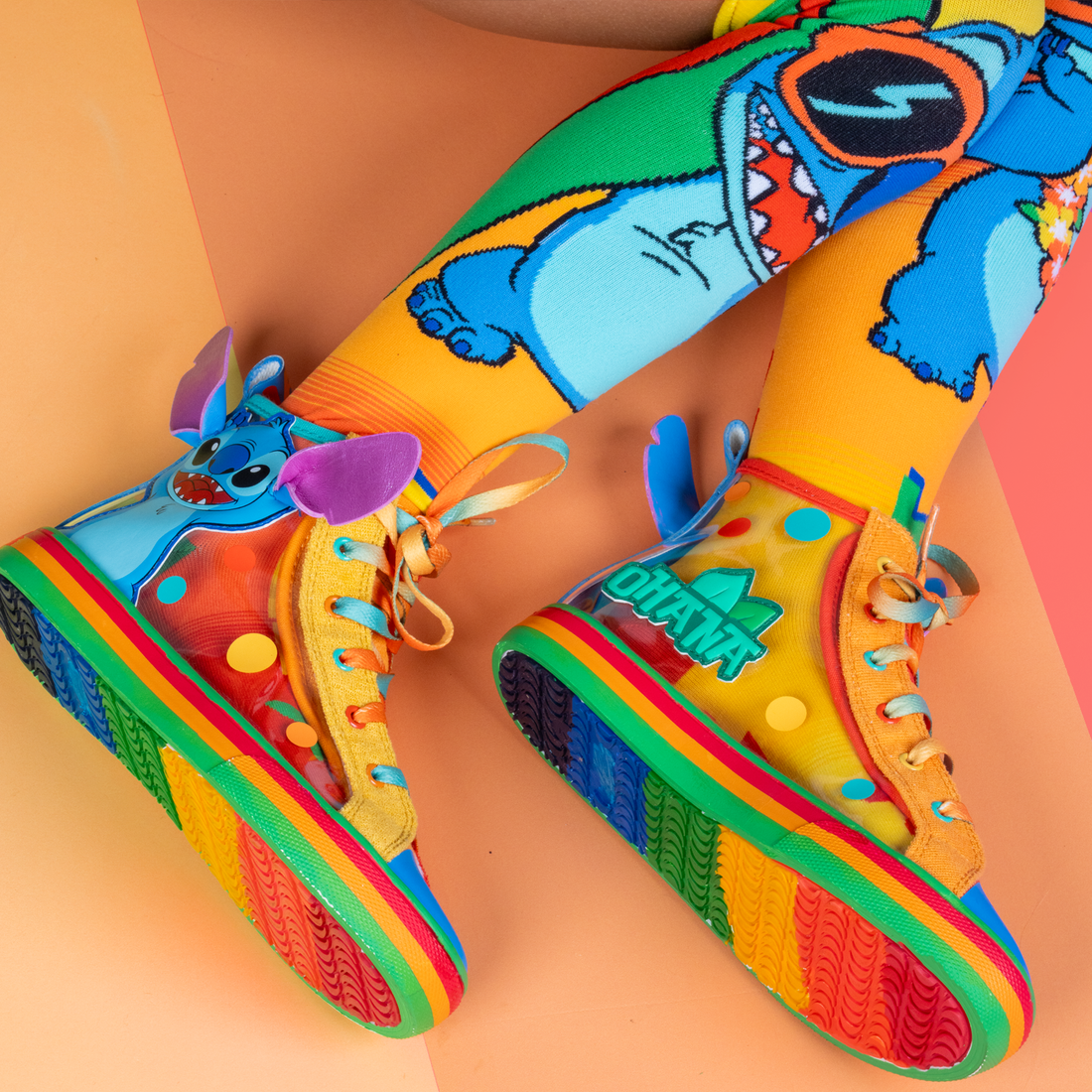 Güneşli Stitch Çorap